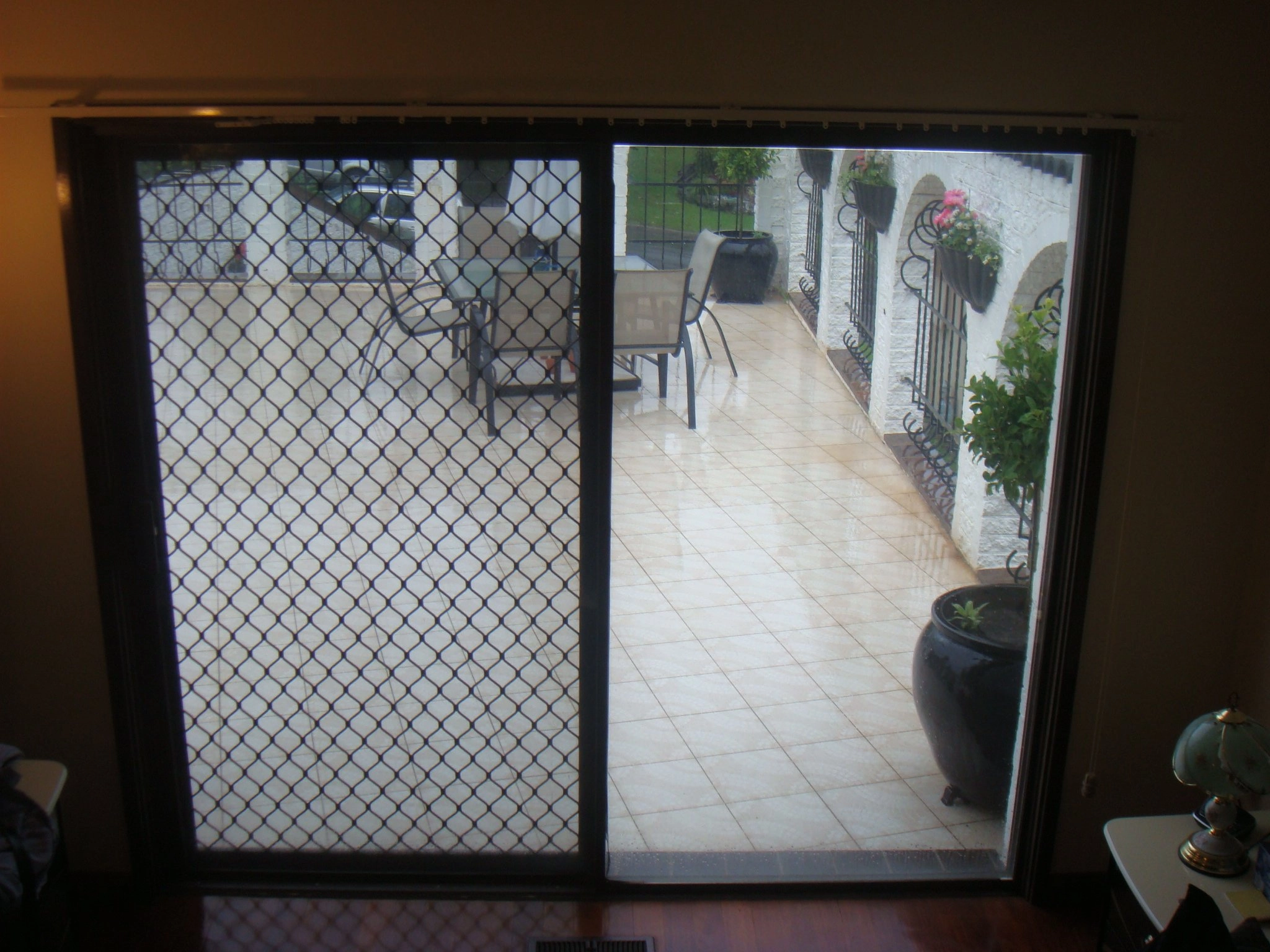 DOOR1 AB 1