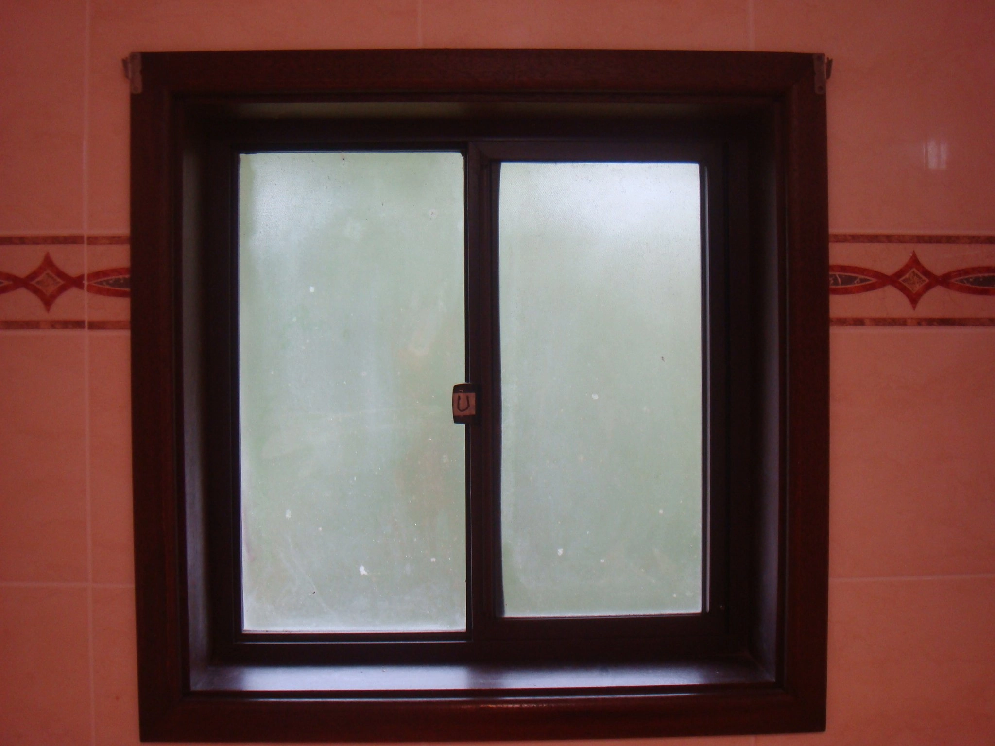 WINDOW U
